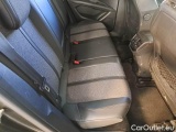  Peugeot  3008 PEUGEOT  / 2016 / 5P / SUV BLUEHDI 130 EAT8 SeS ALLURE #16