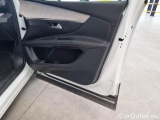  Peugeot  5008 PEUGEOT  / 2020 / 5P / SUV PURETECH TURBO 180 GT EAT8 S/S AUT. #98