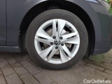  Volkswagen  Golf  VOLKSWAGEN / 2019 / 5P / BERLINA 2.0 TDI SCR 85KW LIFE DSG #17