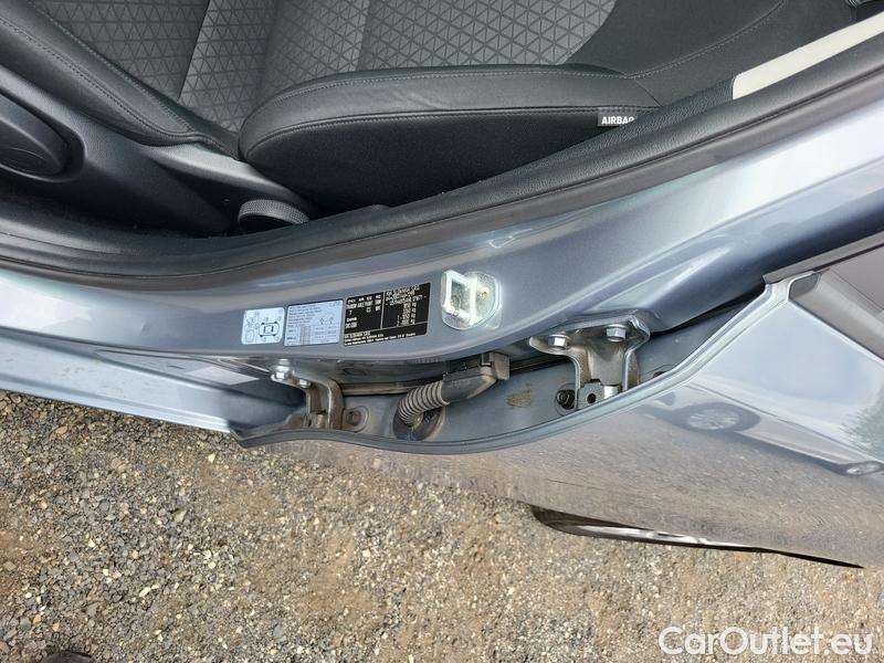  KIA  Cee'd Ceed Sportswagon (2018->) Ceed SW 1.5 T-GDI 118 Fresh #9