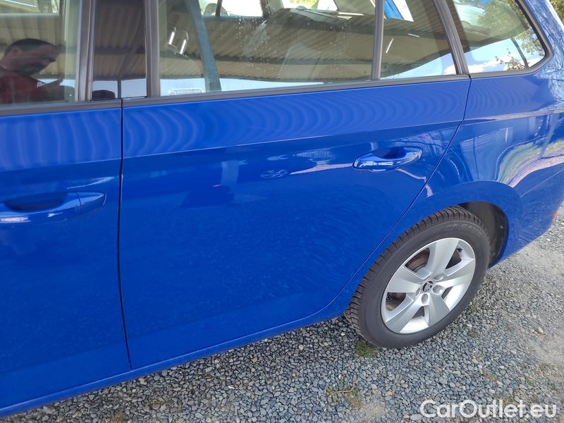  Skoda  Fabia  Combi (2015)  Com.1.0TSI 70 Ambition #24