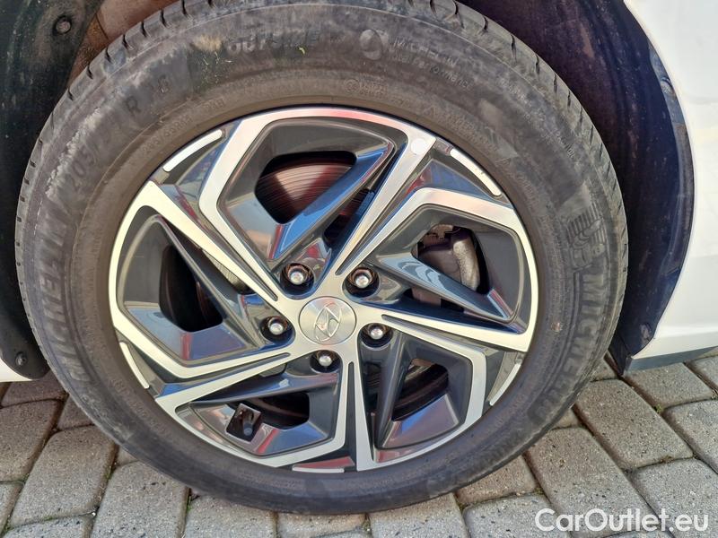  Hyundai  i30   cw (PD)(2017->)  kom.1.6CRDi 115 Smart #12