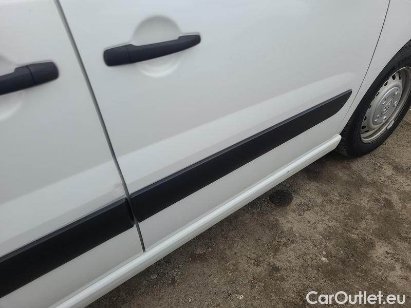  Toyota  Proace  (2016 ->)  D4D128 L 1.2L2H2 #32