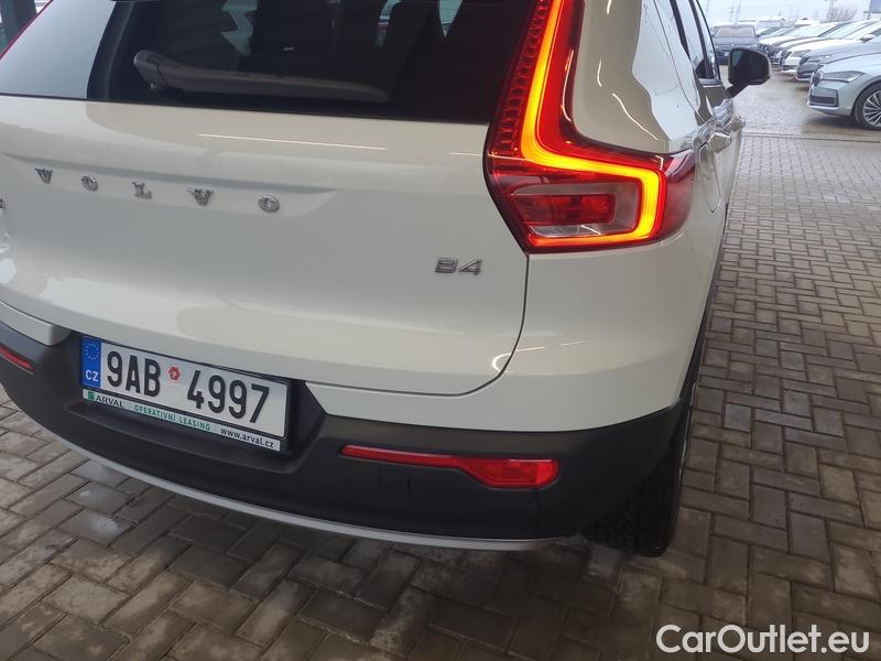  Volvo  XC 40  (2017->) XC40 B4 Momemntum Pro AT #13