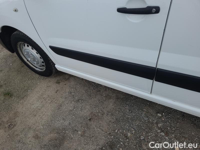  Toyota  Proace  (2016 ->)  D4D128 L 1.2L2H2 #9