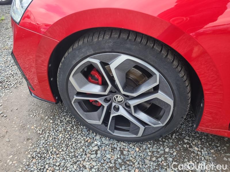  Skoda  Octavia  Lim. (NX3)(2020) Oct.2.0 TSI 180 RS 120L MSP AT #5