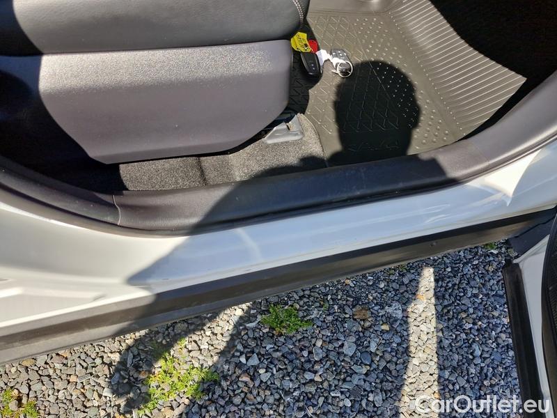  Toyota  RAV4  2019  2.5Hyb.218 Executi.4WD AT #16