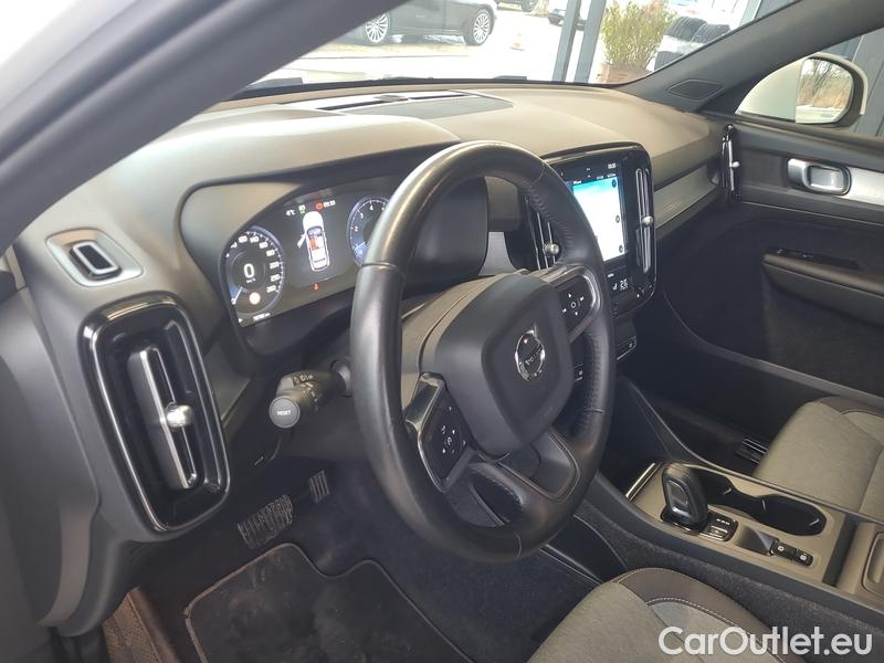  Volvo  XC 40  (2017->) XC40 B4 Momemntum Pro AT #10