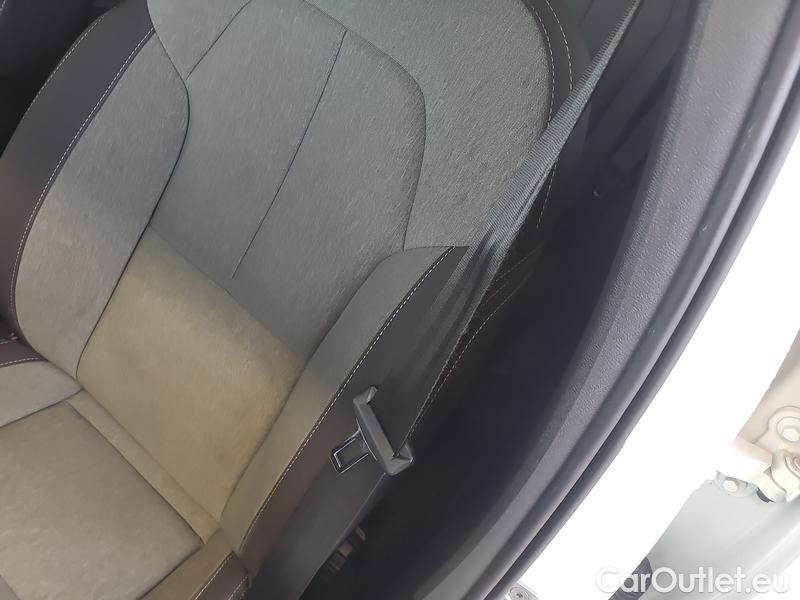  Volvo  XC 40  (2017->) XC40 B4 Momemntum Pro AT #11