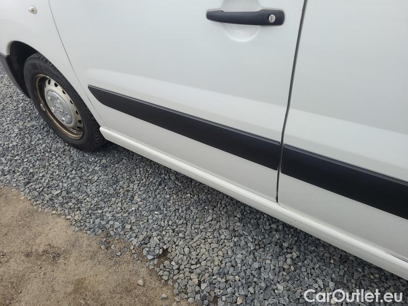  Toyota  Proace  (2016 ->)  D4D128 L 1.2L2H2 #9