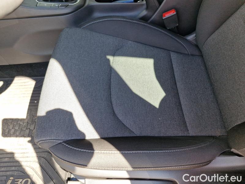  Hyundai  i30   cw (PD)(2017->)  kom.1.6CRDi 115 Smart #6