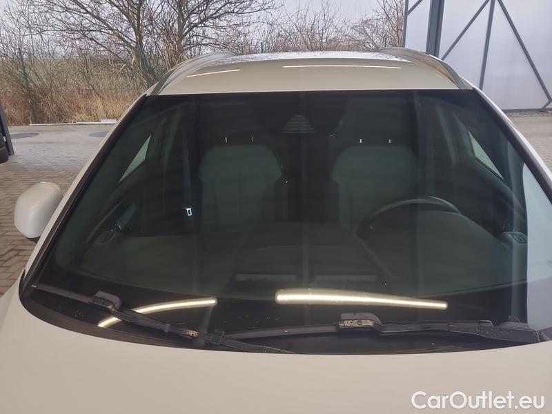  Volvo  XC 40  (2017->) XC40 B4 Momemntum Pro AT #1