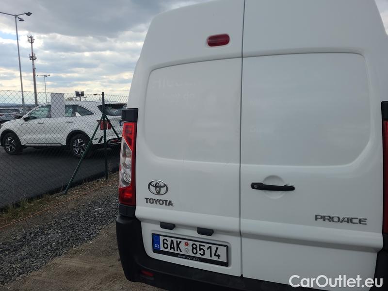 Toyota  Proace  (2016 ->)  D4D128 L 1.2L2H2 #22