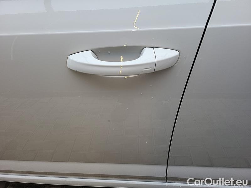  Skoda  Octavia  Combi  (5E5)(03.2017->)  Com 1.6TDI 85 Style #13