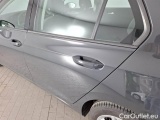  Volkswagen  Golf  VOLKSWAGEN / 2019 / 5P / BERLINA 2.0 TDI SCR 85KW LIFE DSG #76