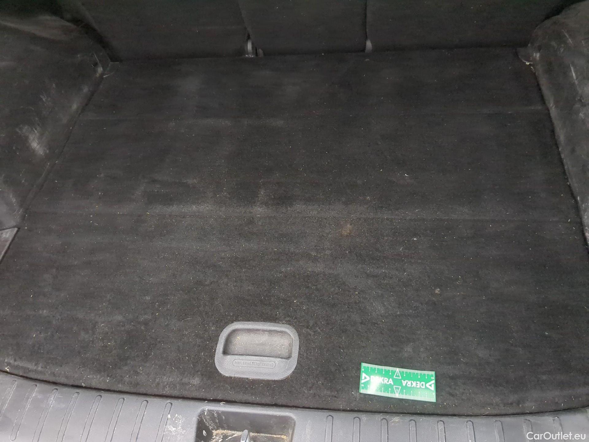  Hyundai  Tucson  Business Mild-Hybrid 2WD 1.6 CRDI 135CV BVA7 E6d #2