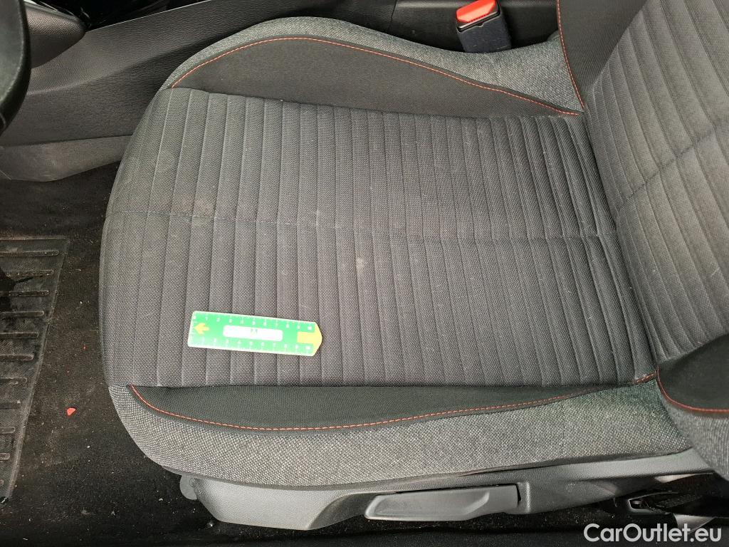 Peugeot  2008  Active Pack 1.2 PureTech 130CV BVA8 E6d #27