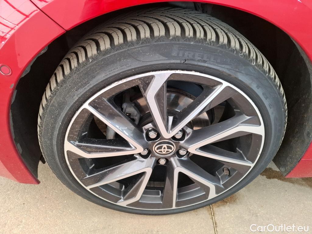  Toyota  Corolla TOYOTA  / 2018 / 5P / Berline Hybride 122h Collection #5
