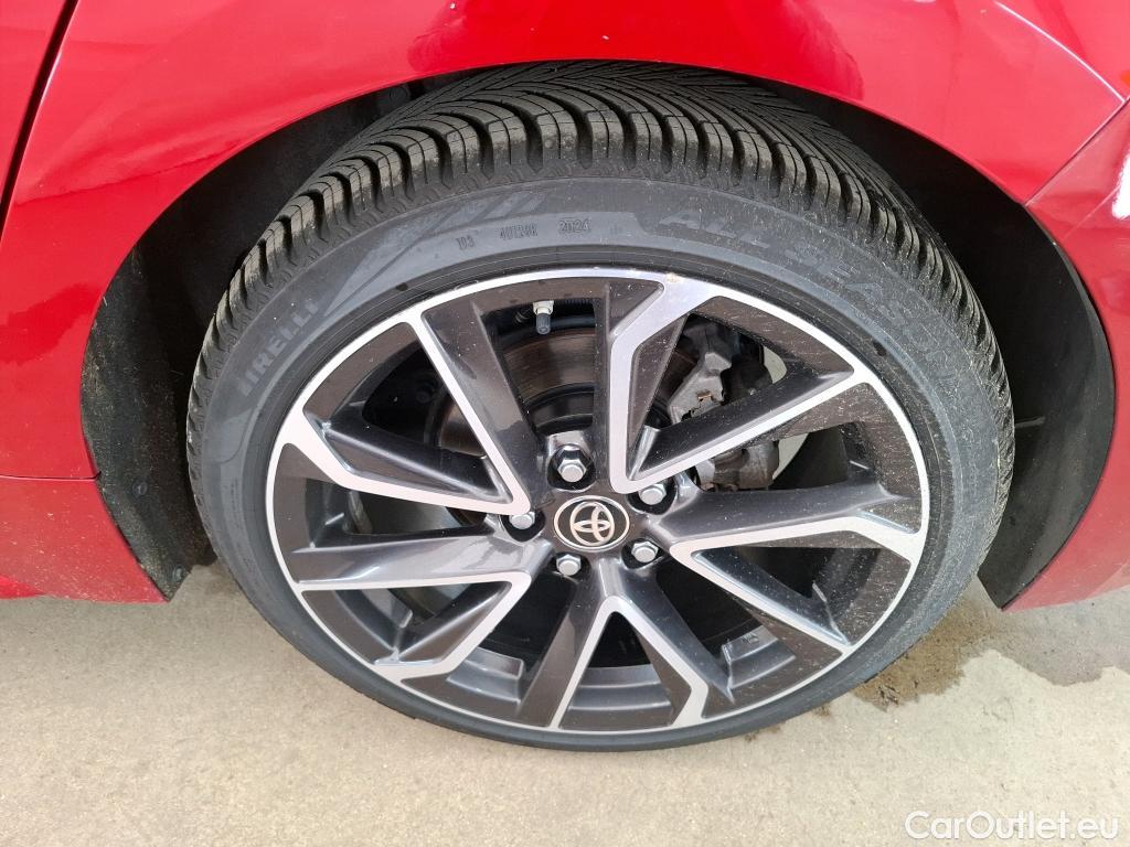  Toyota  Corolla TOYOTA  / 2018 / 5P / Berline Hybride 122h Collection #45