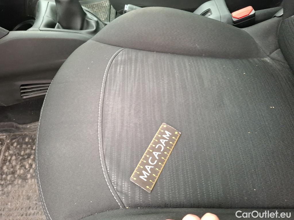  Peugeot  208  Affaire Premium 1.6 HDi 75CV BVM5 E6 #16