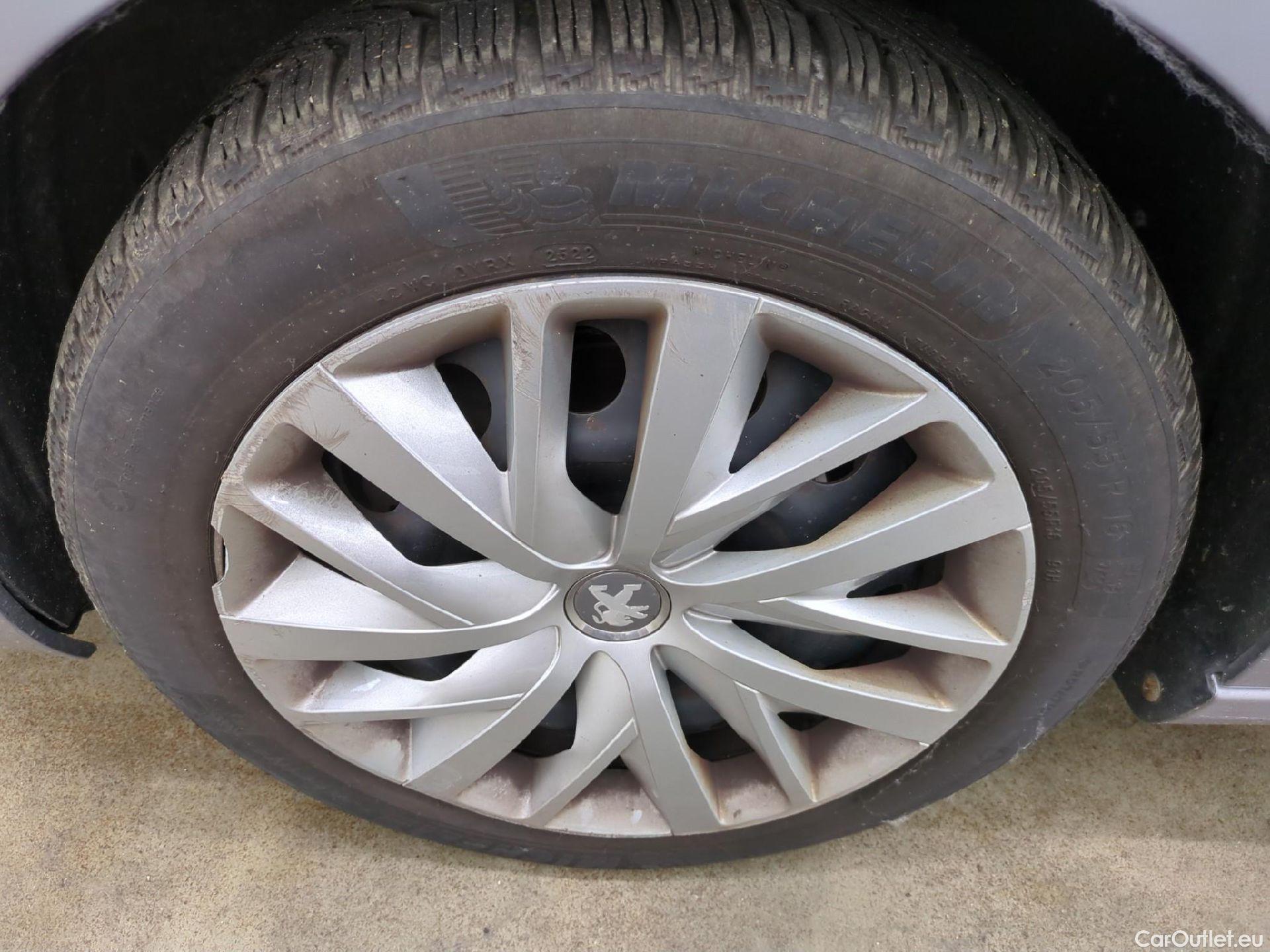  Peugeot  308  Premium Pack 1.5 HDI 100CV BVM6 E6dT #13