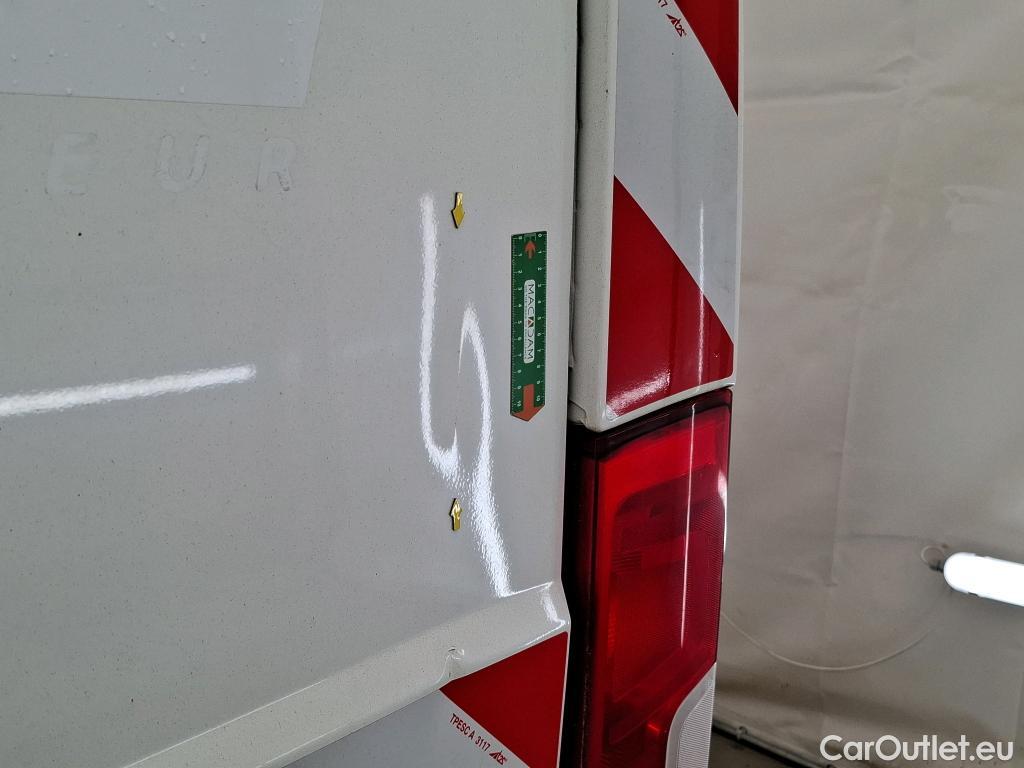  Peugeot  Boxer PEUGEOT  VU 4p Fourgon BLUEHDI 130 335 L2H2 CABINE APP #41