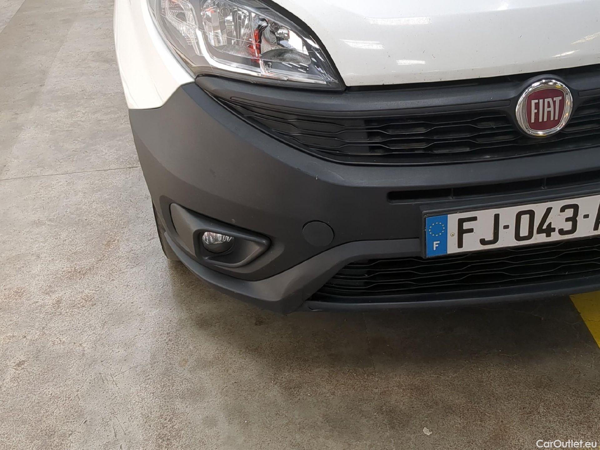  Fiat  Doblo Doblò Pro Lounge Maxi Fourgon 1.6 Multijet 105CV BVM6 E6dT #17