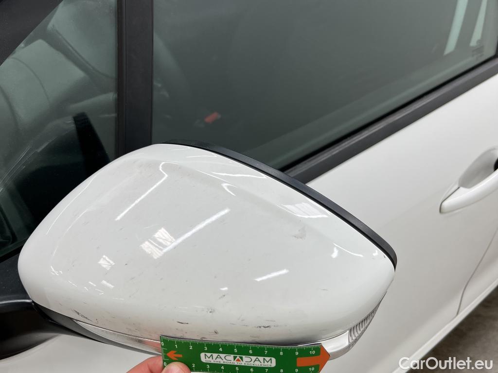  Peugeot  208  Affaire Premium Pack 1.5 HDi 100CV BVM5 E6dT #15