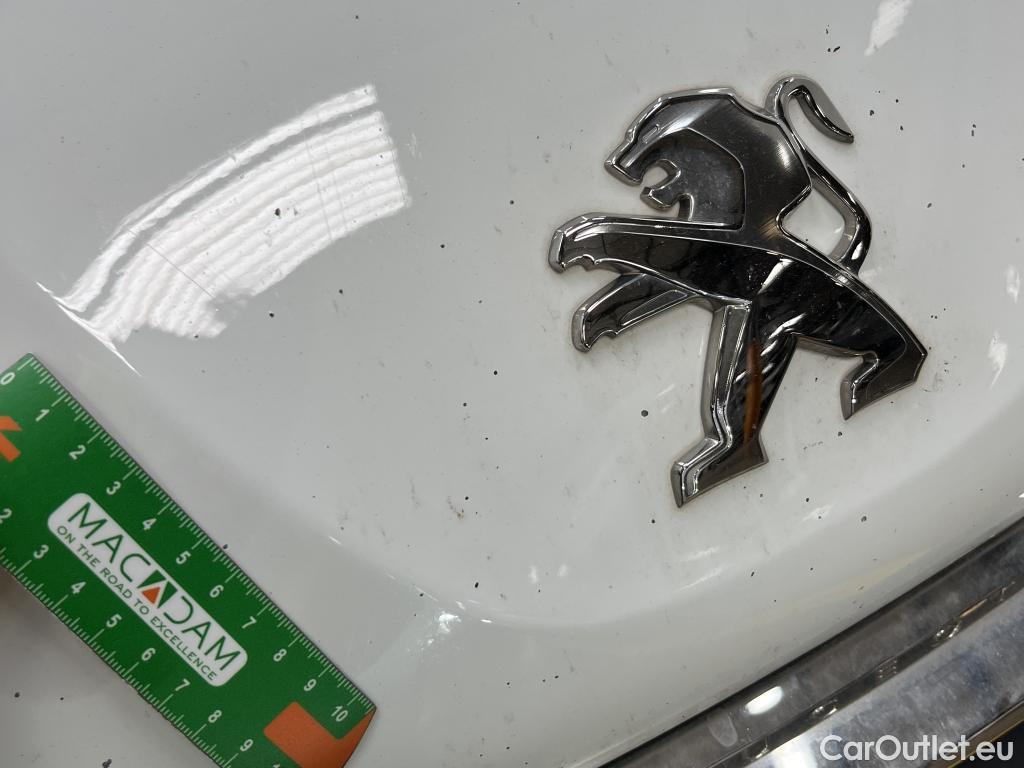 Peugeot  208  Affaire Premium Pack 1.5 HDi 100CV BVM5 E6dT #1