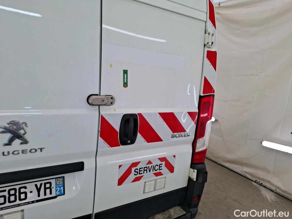  Peugeot  Boxer PEUGEOT  VU 4p Fourgon BLUEHDI 130 335 L2H2 CABINE APP #39