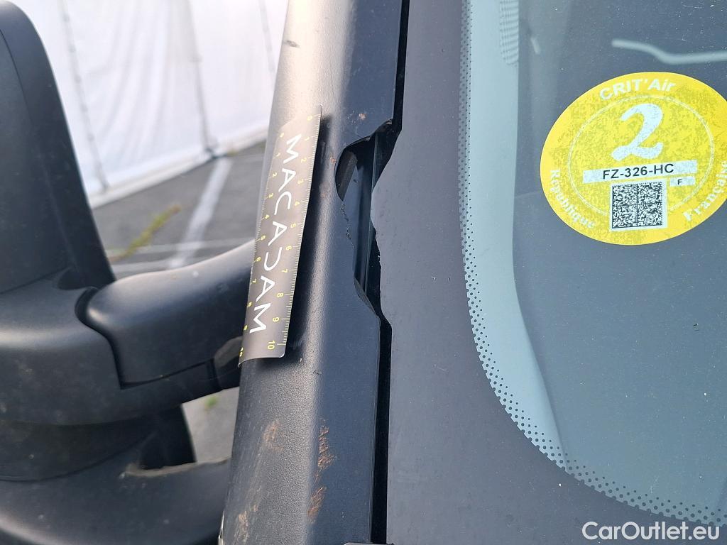  Iveco  Daily IVECO  / 2019 / 4P / Fourgon tôlé 3.0 35S18HA8 H2 3520L #21