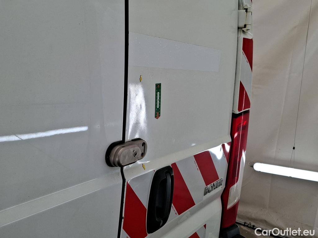  Peugeot  Boxer PEUGEOT  VU 4p Fourgon BLUEHDI 130 335 L2H2 CABINE APP #40