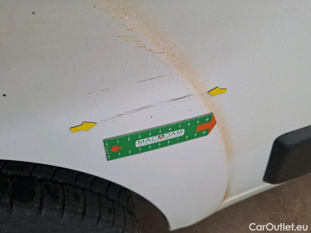  Peugeot  Boxer PEUGEOT  VU 4p Fourgon BLUEHDI 130 335 L2H2 CABINE APP #31