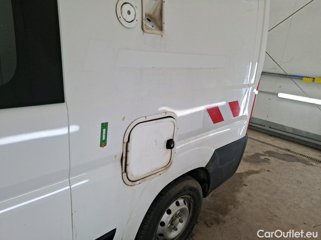  Peugeot  Boxer PEUGEOT  VU 4p Fourgon BLUEHDI 130 335 L2H2 CABINE APP #25