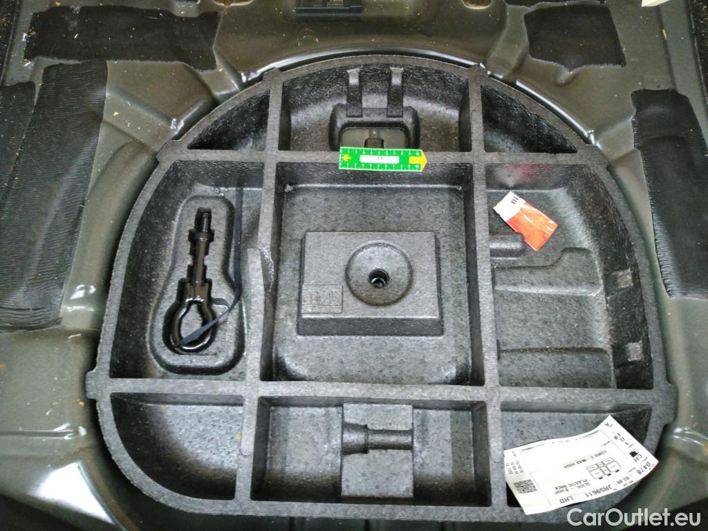  Ford  C-Max  Titanium 1.5 TDCi 120CV E6 #22