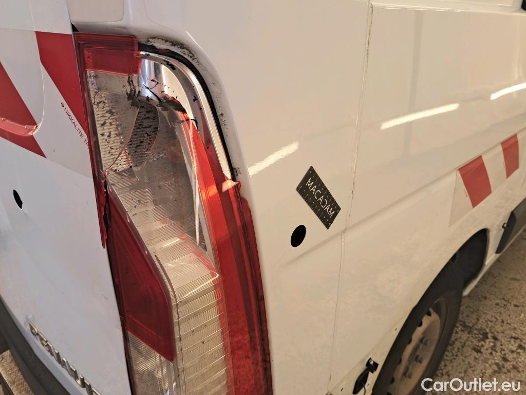  Renault  Master RENAULT  VU 4p Fourgon FG GCf Trac F3500 L3H3 dCi 125 #79