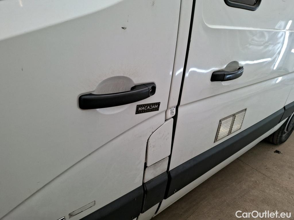  Renault  Master  III Fourgon L2H2 3 5 Grand Confort dCi #50