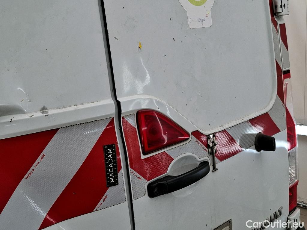  Renault  Master  III Fourgon L2H2 3 5 Grand Confort dCi #27