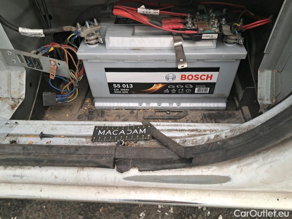  Renault  Master RENAULT  VU 4p Fourgon FG GCf Trac F3500 L3H3 dCi 125 #61