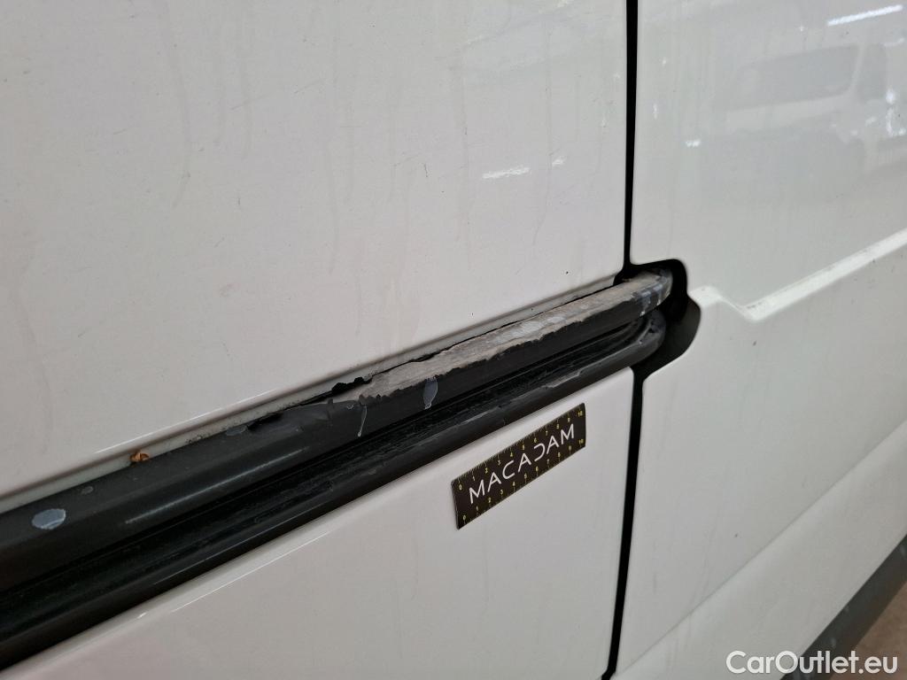  Renault  Master  III Fourgon L2H2 3 5 Grand Confort dCi #95