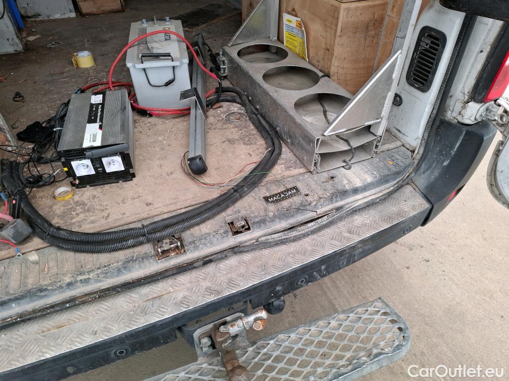 Renault  Master  III Fourgon L2H2 3 5 Grand Confort dCi #89