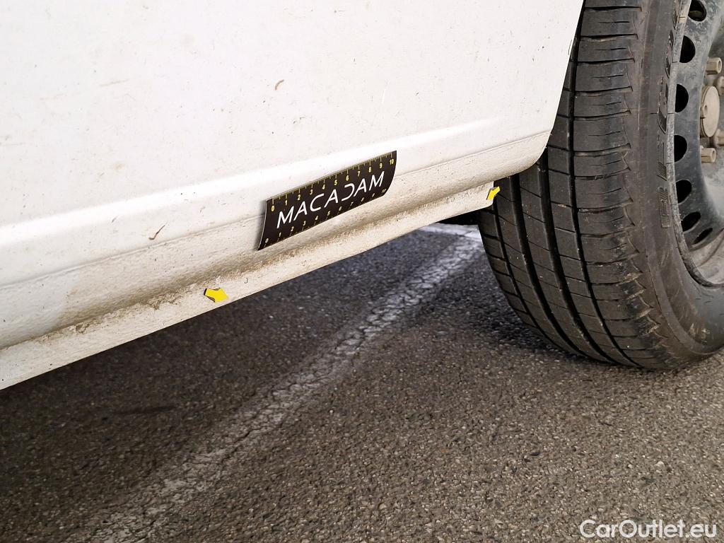  Renault  Kangoo  II Express Grand Confort (L1) 1.5 dCi 95CV BVM6 E6dT #13