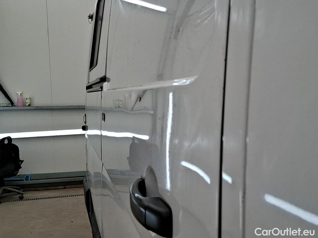  Renault  Master  III Fourgon L2H2 3 5 Grand Confort dCi #20