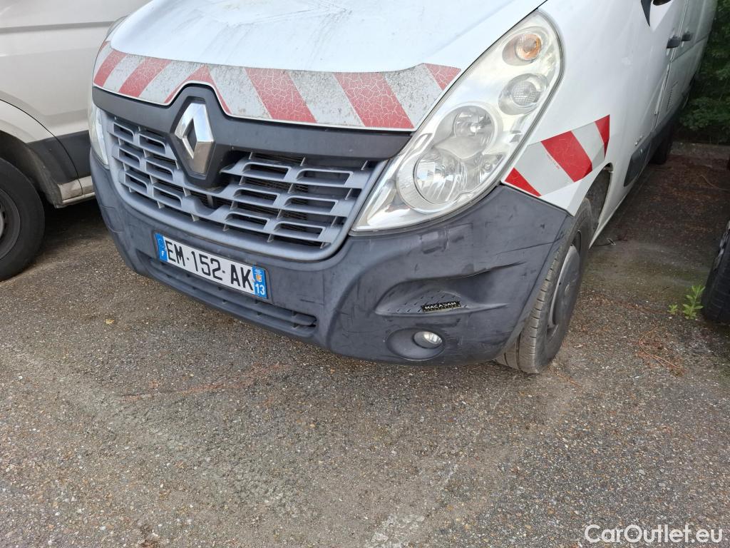  Renault  Master  III Fourgon L2H2 3 5 Grand Confort dCi #47