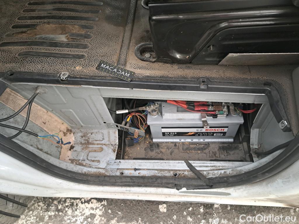  Renault  Master RENAULT  VU 4p Fourgon FG GCf Trac F3500 L3H3 dCi 125 #82