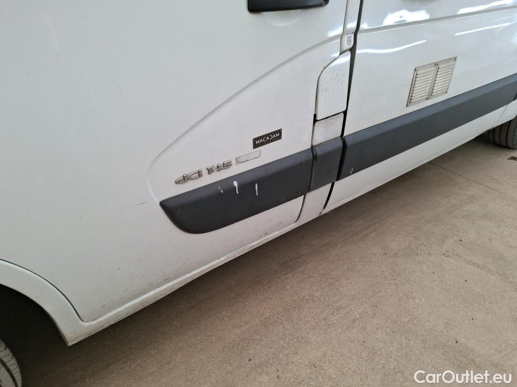  Renault  Master  III Fourgon L2H2 3 5 Grand Confort dCi #78