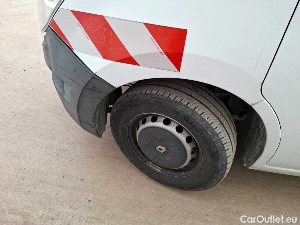  Renault  Master  III Fourgon L2H2 3 5 Grand Confort dCi #54
