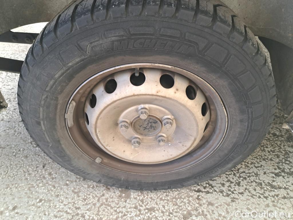  Renault  Master RENAULT  VU 4p Fourgon FG GCf Trac F3500 L3H3 dCi 125 #100