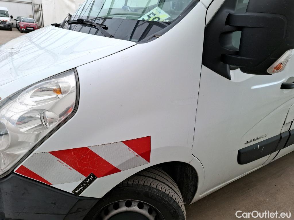  Renault  Master  III Fourgon L2H2 3 5 Grand Confort dCi #106