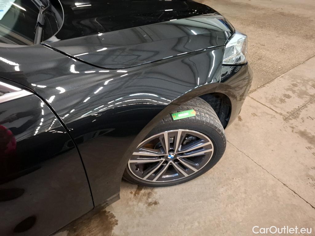  Bmw  Serie 1 BMW Série 1 / 2019 / 5P / Berline 116i Business Design / VO RECONDITIONNE - PHOTOS AVANT RECONDITIONNEMENT #13